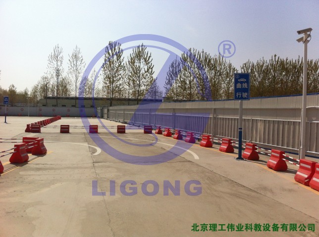 科目二場地考試系統(tǒng)，曲線行駛